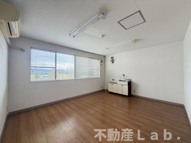  松久ビルの内装