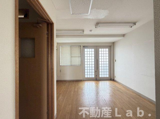  松久ビルの内装