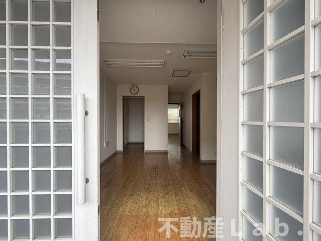  松久ビルの内装