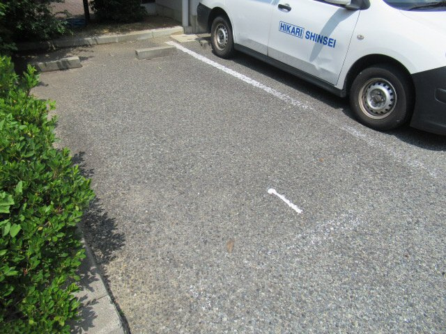 コモンパレス清水が丘の駐車場