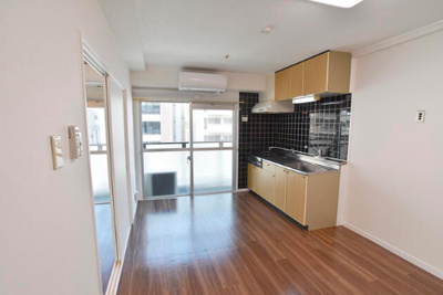 【内装】 | 朝日雷門マンション | 内装は落ち着いています