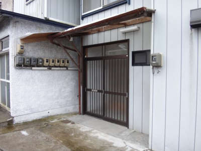 【玄関】 | 八幡沢岱貸家