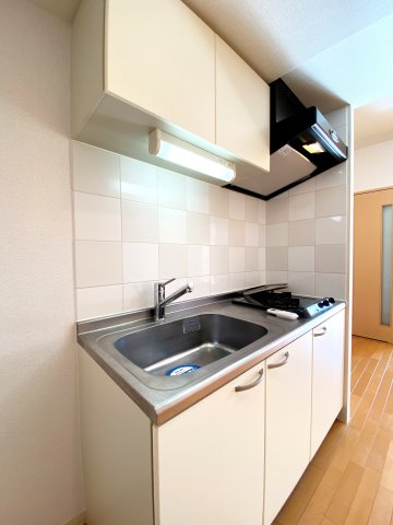 プラウランド堀田のキッチン