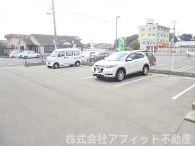 【駐車場】 | サンライフかもまえ