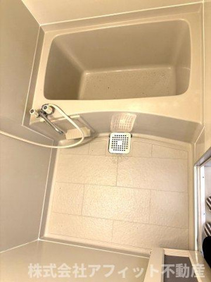 【浴室】 | サンライフかもまえ