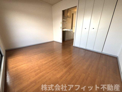 【寝室】 | サンライフかもまえ | 洋室6帖