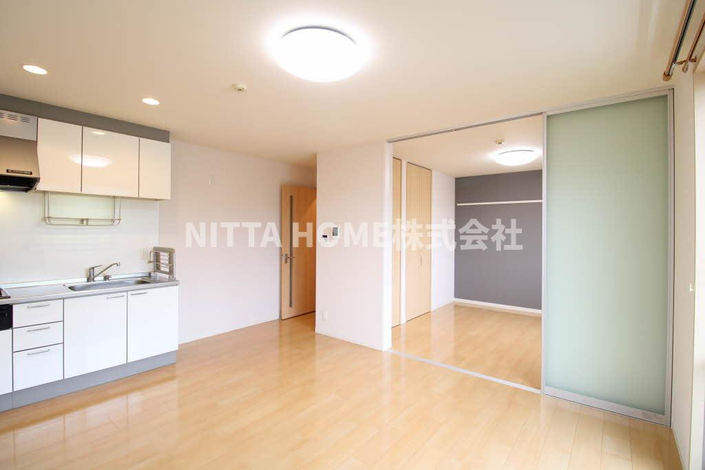 オレンジアイビー・柏原の内装|照明器具付きも嬉しいＰＯＩＮＴです♪