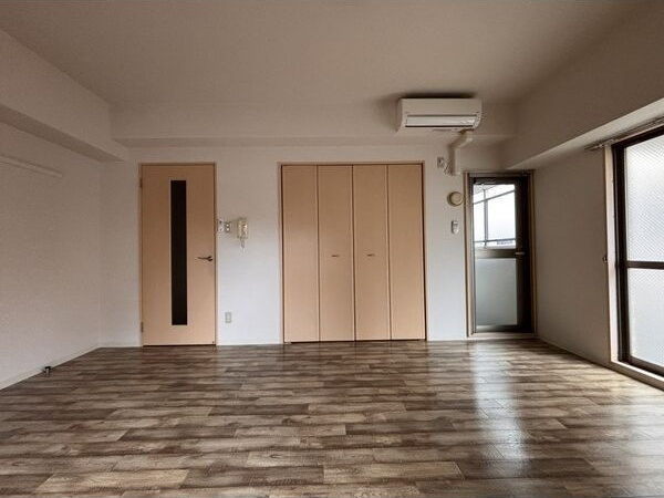 ラ・ヴィアンパレスⅡの内装