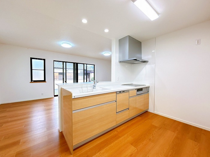 岡山市東区富士見町1丁目 中古住宅のキッチン|◆キッチンは新品に交換済みです。