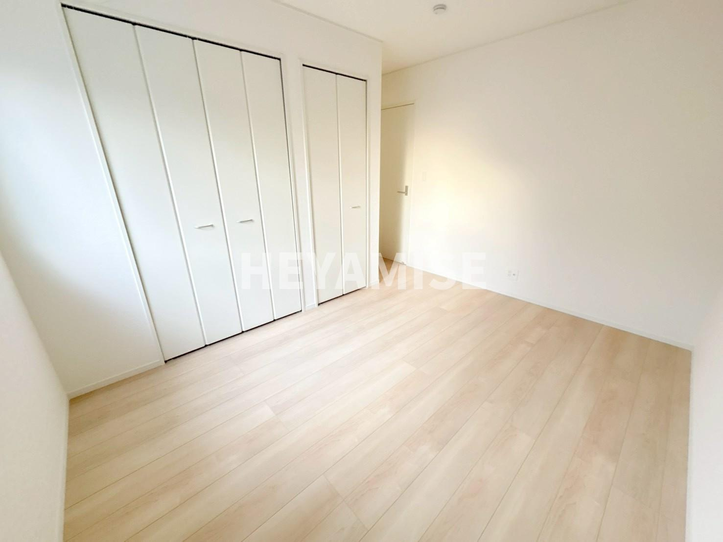 大村市沖田町の新築一戸建の洋室