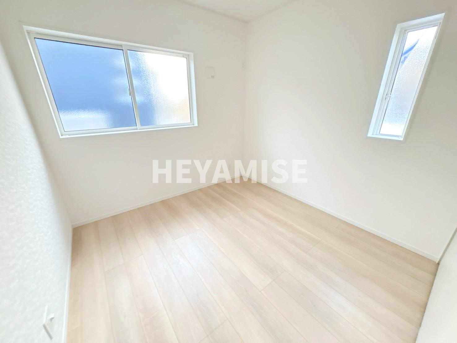 大村市沖田町の新築一戸建の洋室