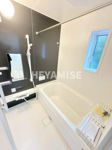 大村市沖田町の新築一戸建の浴室