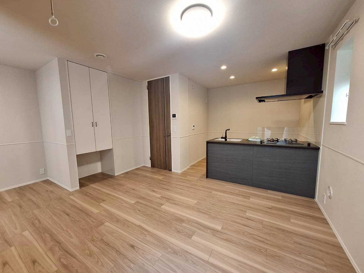 グランレガロ新高円寺の居間・リビング