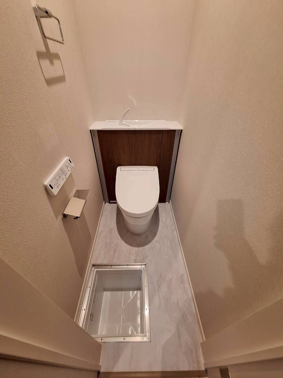 グランレガロ新高円寺のトイレ