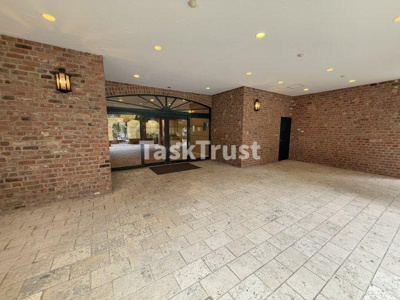 【エントランス】 | リバーカントリーガーデン京橋