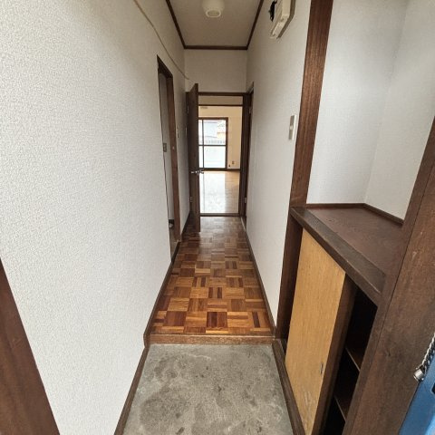 サンハイツの玄関