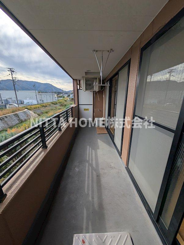 福知山市字篠尾の賃貸マンションのバルコニー|広々バルコニーも魅力的★