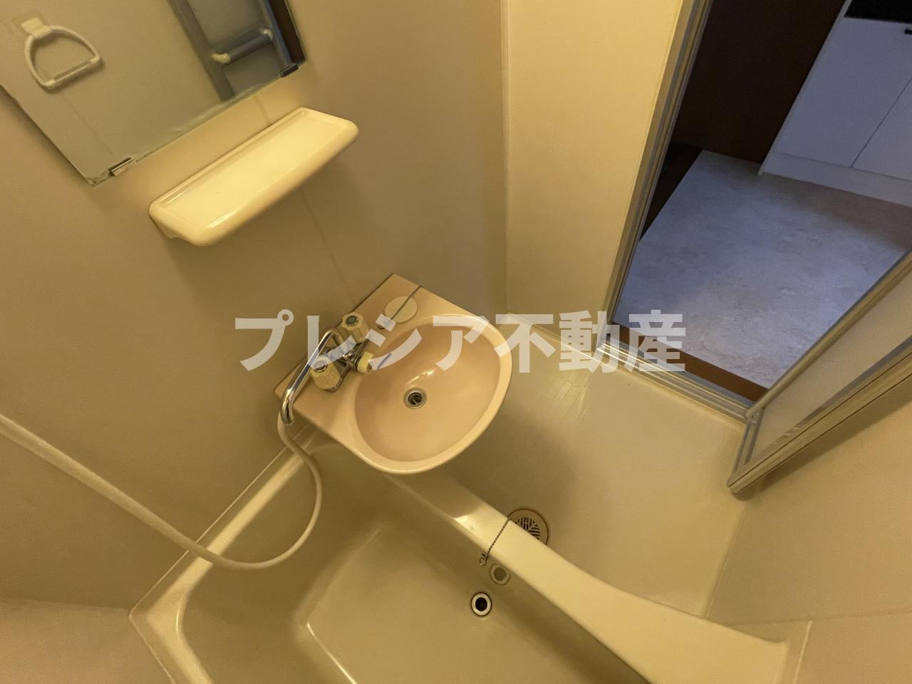 エスタシオン甲子園口の浴室