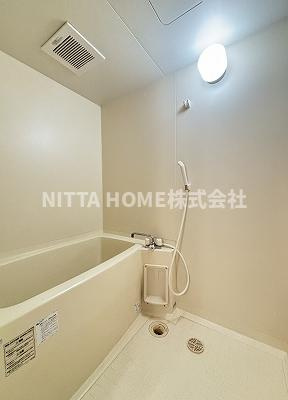 ユーミーISAの浴室|清潔感のあるバスルームです●