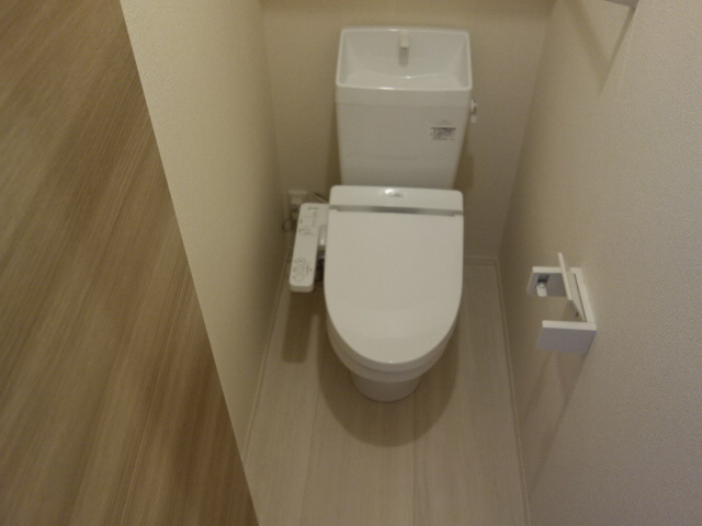 ワン　ウェーブ　霞ヶ丘のトイレ