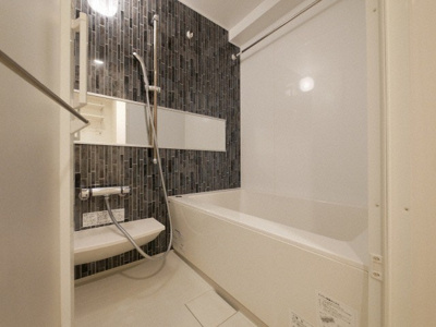 【浴室】 | Residence Tresor Dieu | ゆったり過ごせるお風呂です