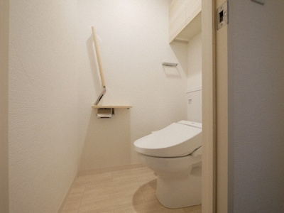 【トイレ】 | Residence Tresor Dieu | 落ち着いた色調のトイレです