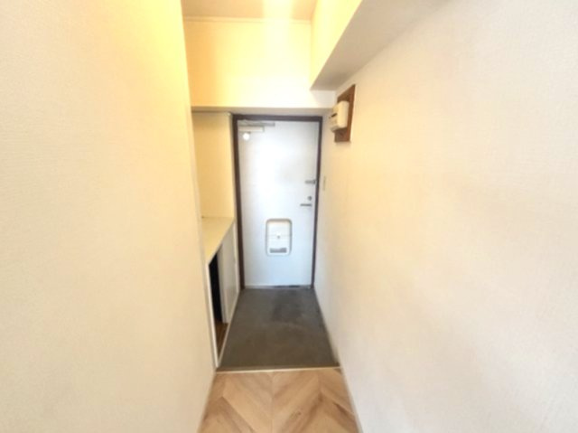 東部マンションＡ棟の玄関
