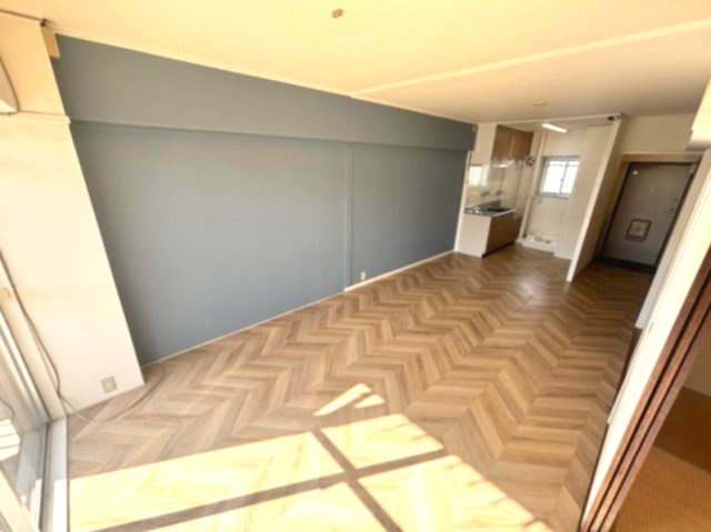 東部マンションＡ棟の居間・リビング