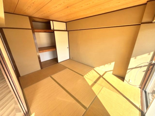 東部マンションＡ棟の寝室