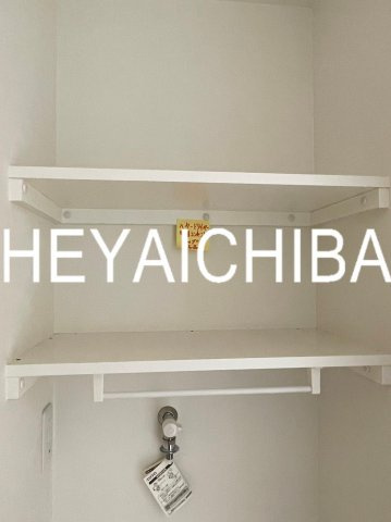 ペルセの設備|洗濯機置場上収納