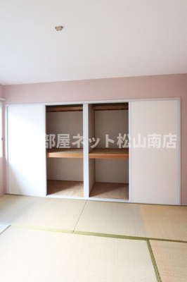 【収納】 | ア・ラ・モード鷹子Ａ