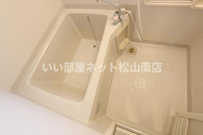 【浴室】 | ア・ラ・モード鷹子Ａ