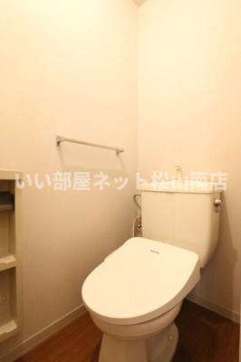 【トイレ】 | ア・ラ・モード鷹子Ａ