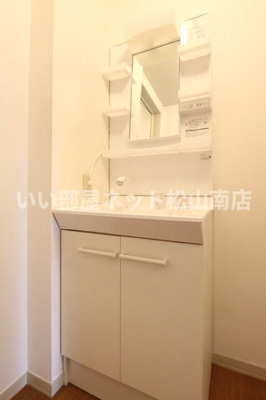 【洗面所】 | ア・ラ・モード鷹子Ａ