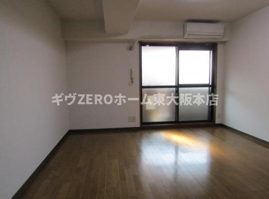 ピスケス花園の居間・リビング