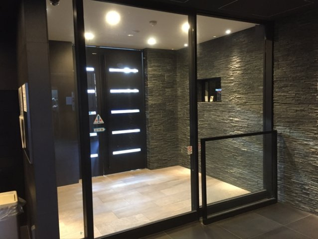 ＡＲＣＯＢＡＬＥＮＯ　ＯＳＨＩＡＧＥ　ＥＡＳＴのエントランス