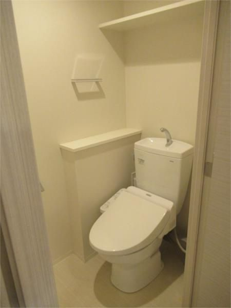 ＡＲＣＯＢＡＬＥＮＯ　ＯＳＨＩＡＧＥ　ＥＡＳＴのトイレ