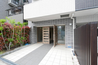 【エントランス】 | THE TERRACE天王寺 MK | 落ち着いたエントランスです