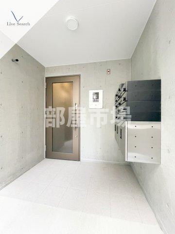 三ノ輪アパートメントのロビー