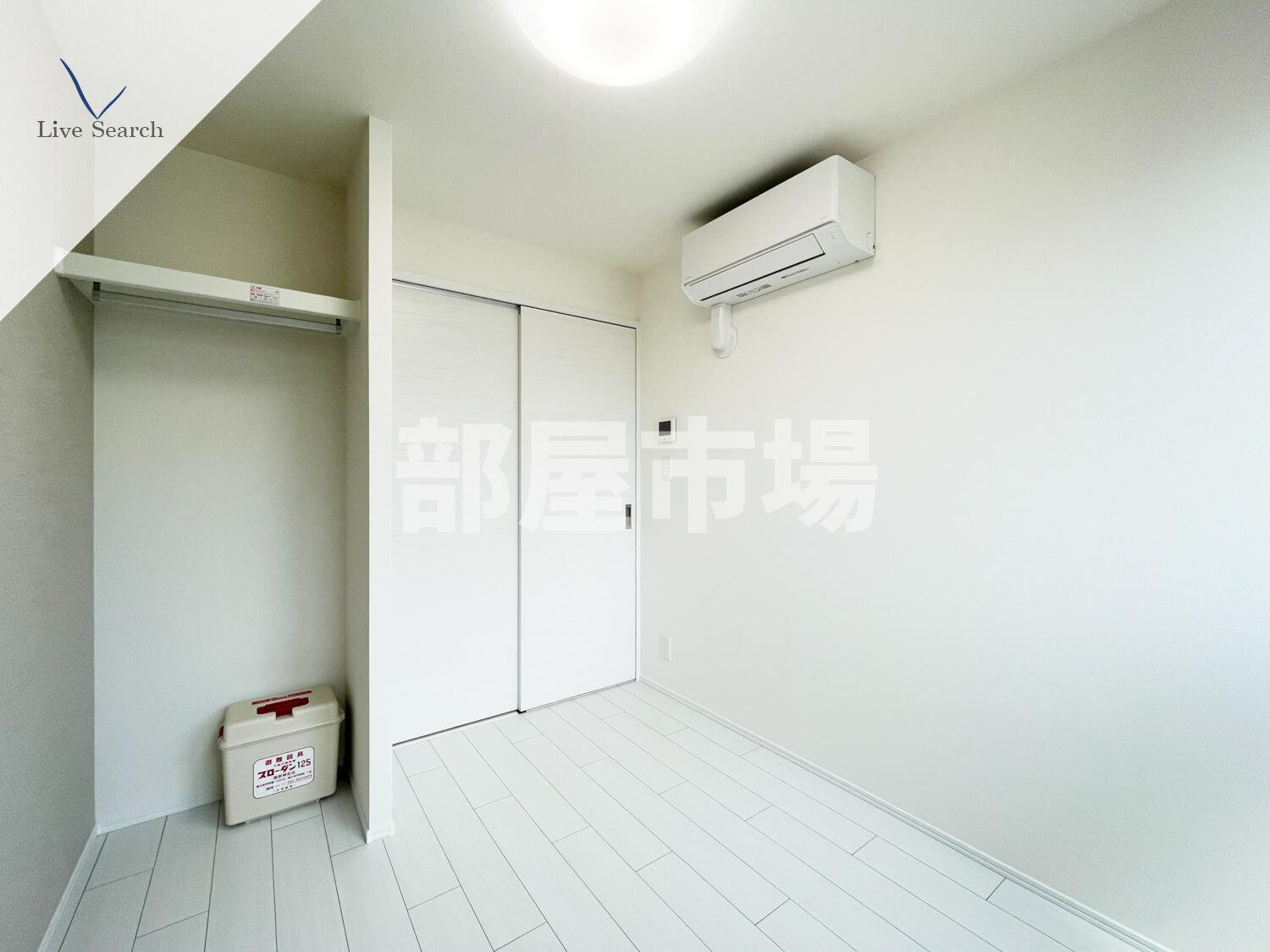 三ノ輪アパートメントの寝室