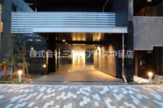 【エントランス】 | ステージファースト菊川アジールコート　は三都市アース中延店へお任せください！　ご内覧可能なお部屋は物件現地お待ち合わせご案内可能です！