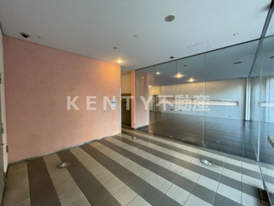 【エントランス】 | イプセ多摩川緑地 | 建物の内部です