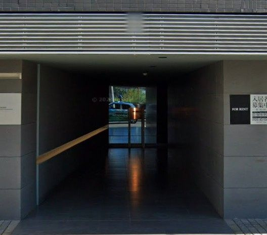 プラティーク清澄白河のエントランス