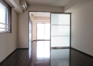 プラティーク清澄白河の居間・リビング