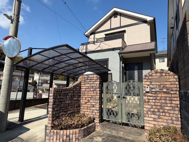 生駒市壱分町戸建ての外観|外観もきれいです