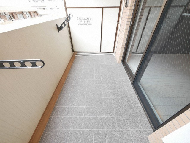 Luxe新大阪IIのバルコニー