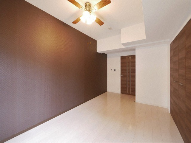 Luxe新大阪IIの居間・リビング