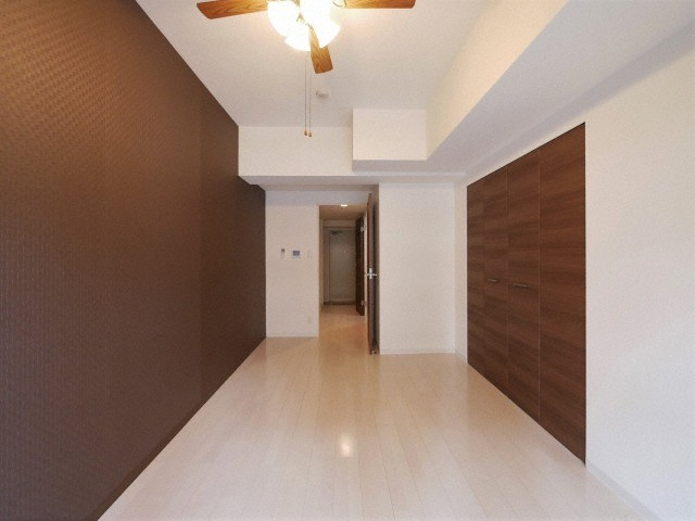 Luxe新大阪IIの居間・リビング