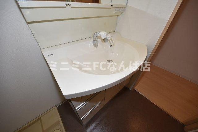 グランルージュ谷町六丁目