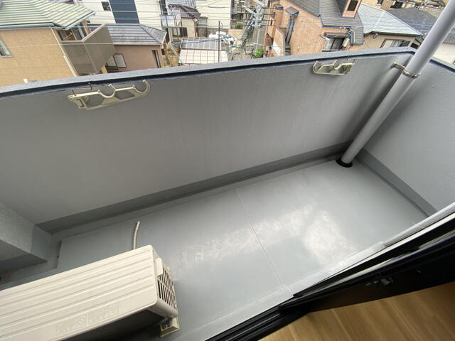 【バルコニー】 | ラ・リヴィエール